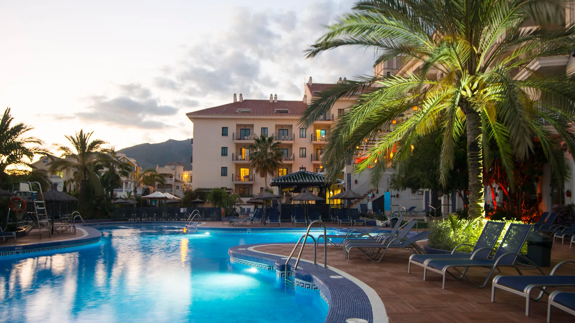 Benalmadena Palace Spa מלון