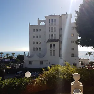 https://aparthotel-sunny-beach.hotelsinnerja.org