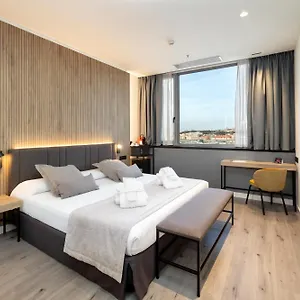 **** Otel Alexandre Fira Congress İspanya