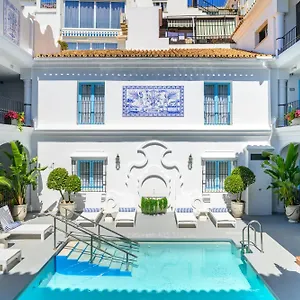 La Fonda Hotel